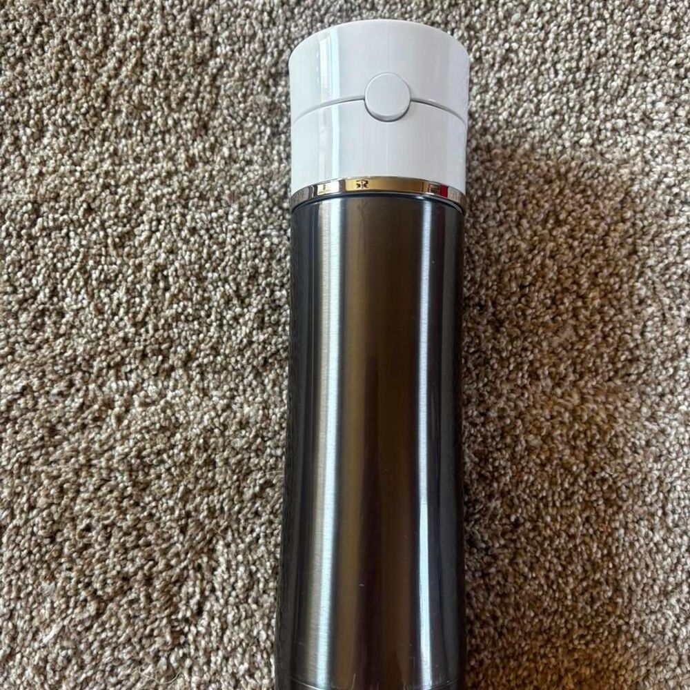 Thermos Silver and White